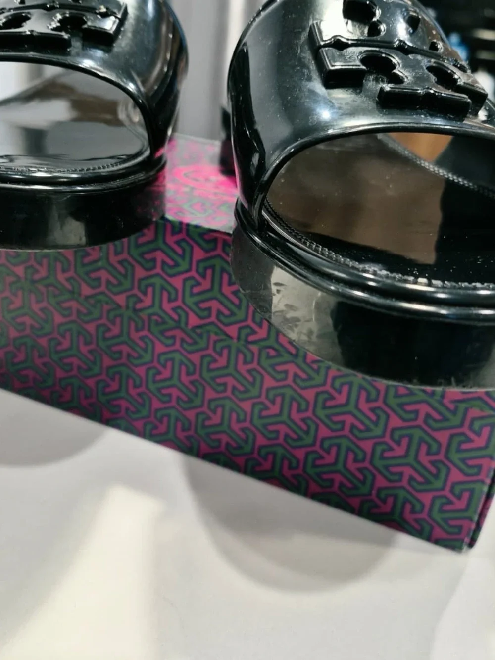 Tory Burch classic tory